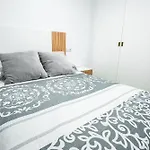Casa Lara 아파트 에스테포나